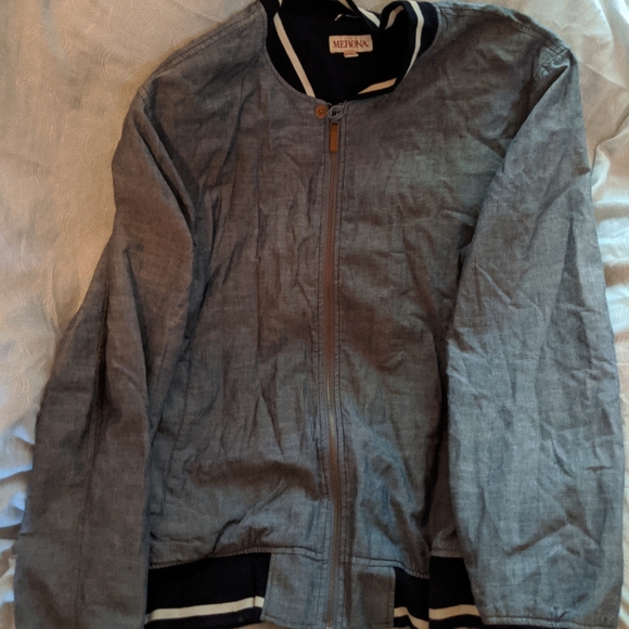 Jean jacket - Picture 2 of 2